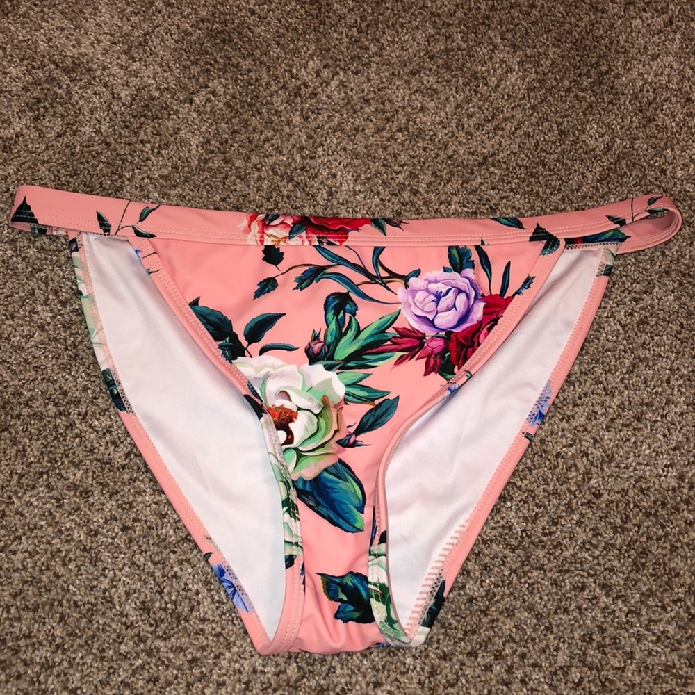 Bathing suit bottoms